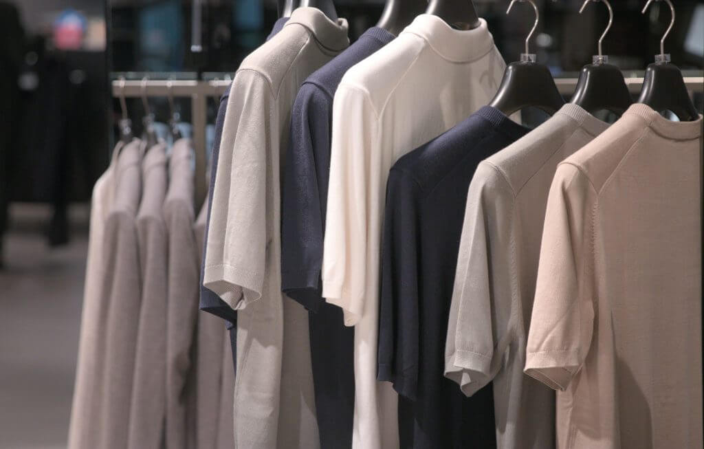How a multi-region fashion retail group established procurement automation across 100+ users